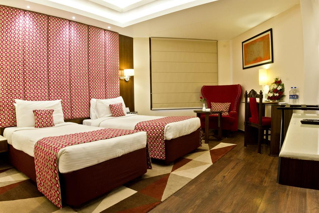 K C Residency, Jammu Hotel Exterior foto